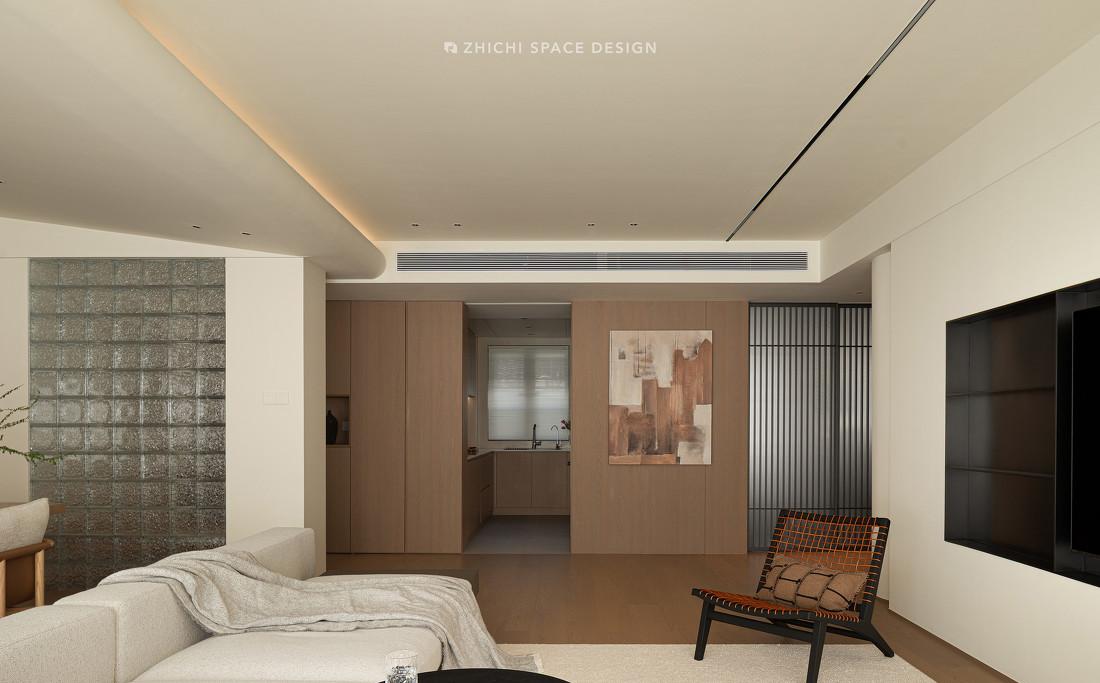 弧线隐去边界，墙体交错间藏起松弛与诗意-13