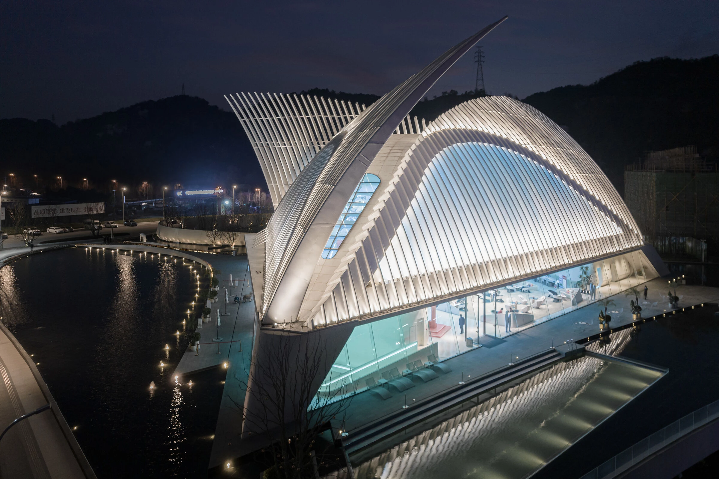 贵阳国际时尚发布中心丨中国贵阳丨Puri Lighting Design-7