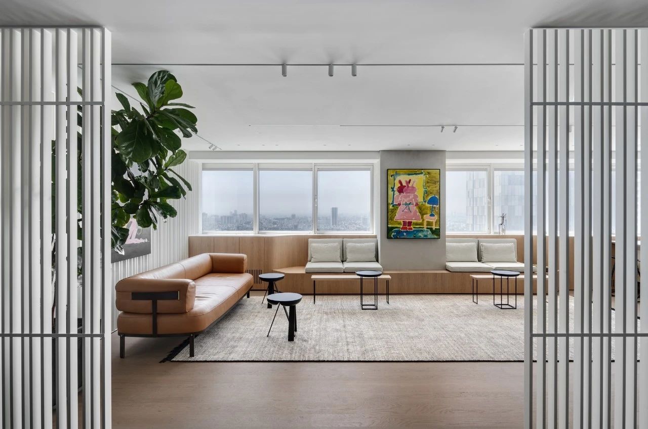 顶层简奢大宅丨Aviram Kushmirski 设计工作室-57