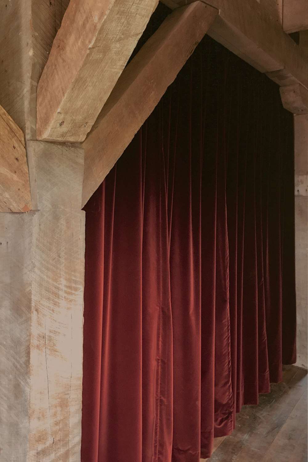 智利 La Trufera 房子 · 旧谷仓的环保再利用-25