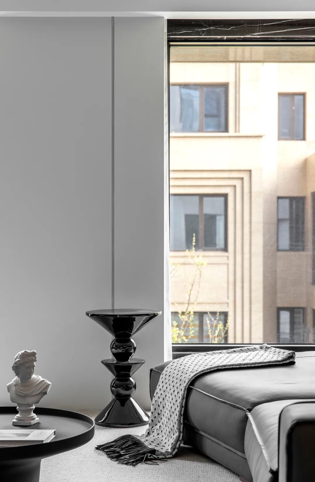 黑白灰的优雅奏鸣曲 · 原石空间设计的 170㎡上跃公寓丨中国温州-13