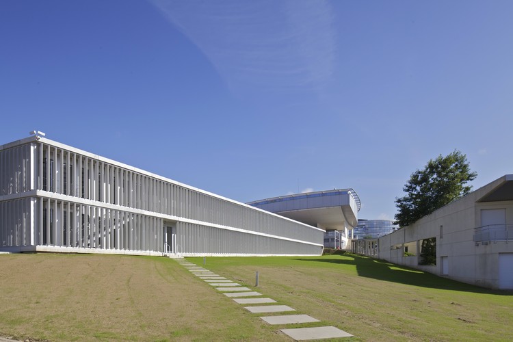 法国埃尔德雷山谷观景台学校-2