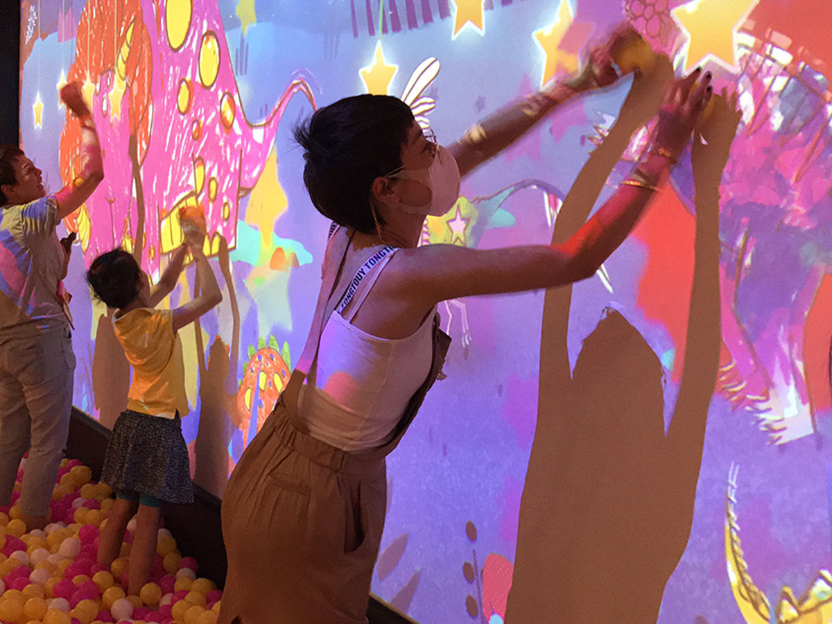 蜡笔魔法剧——科技与艺术的奇幻碰撞-17