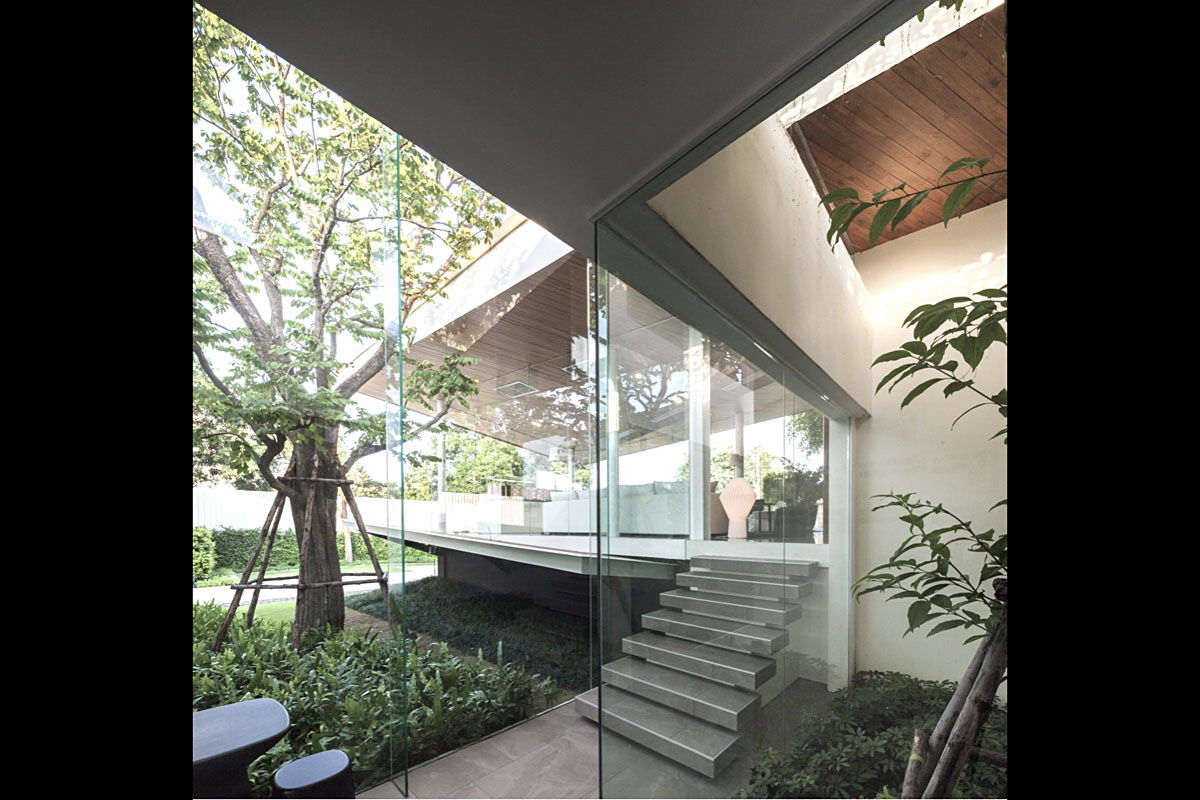 CHEEWIT PATTAYA SALES GALLERY-5