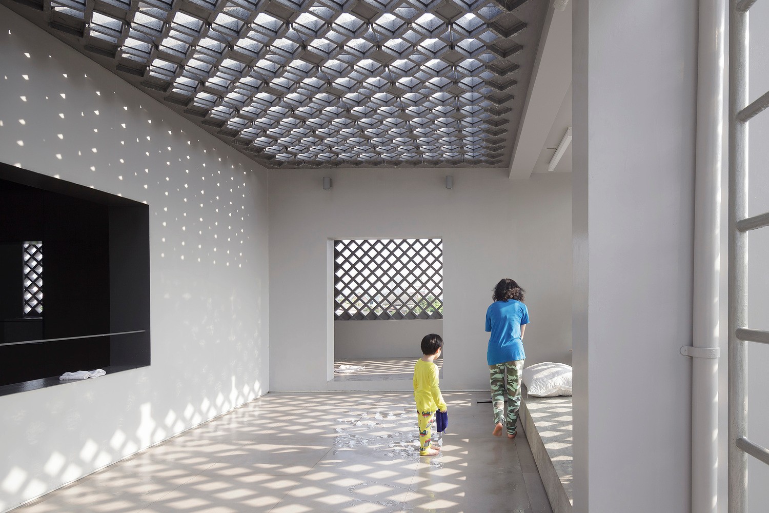 泰国镂空混凝土砖住宅-22