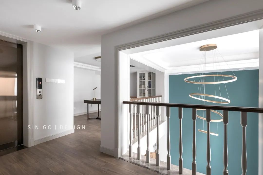 现代轻奢风 | 蓝白木三色打造 320㎡别墅空间-30