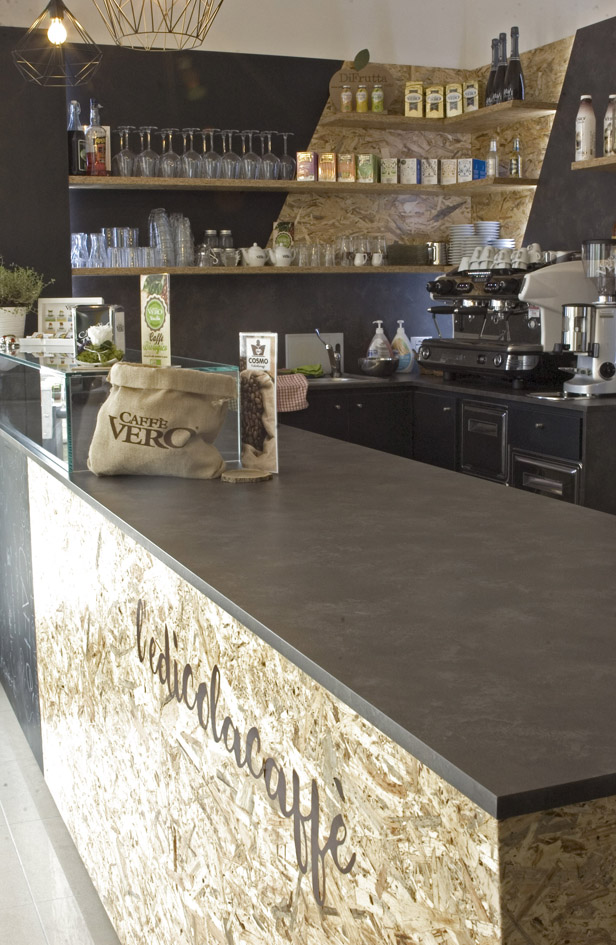 Cosmo L'edicolacaffè 现代商业空间设计-4