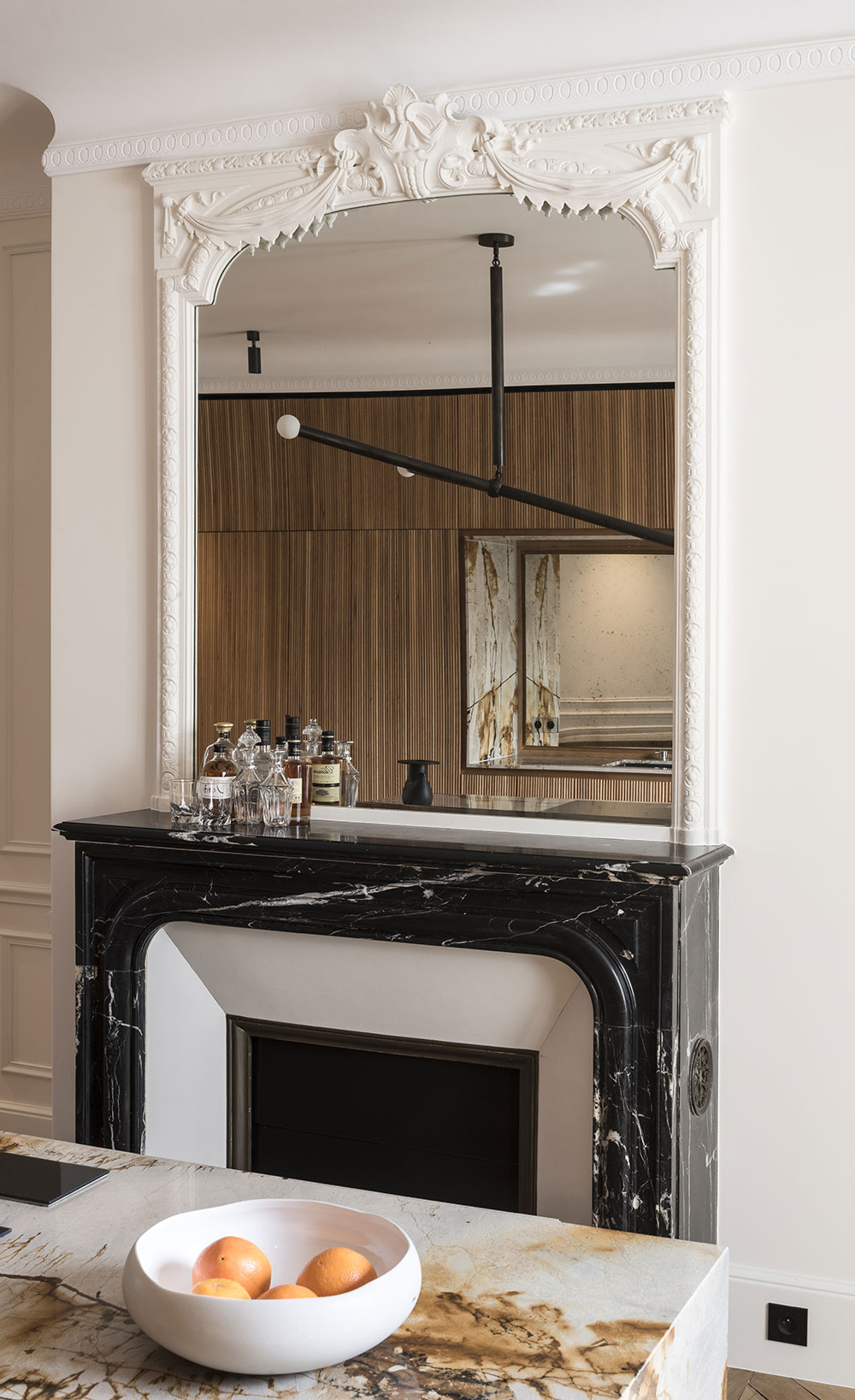 精致巴黎公寓中天然石材之美-11