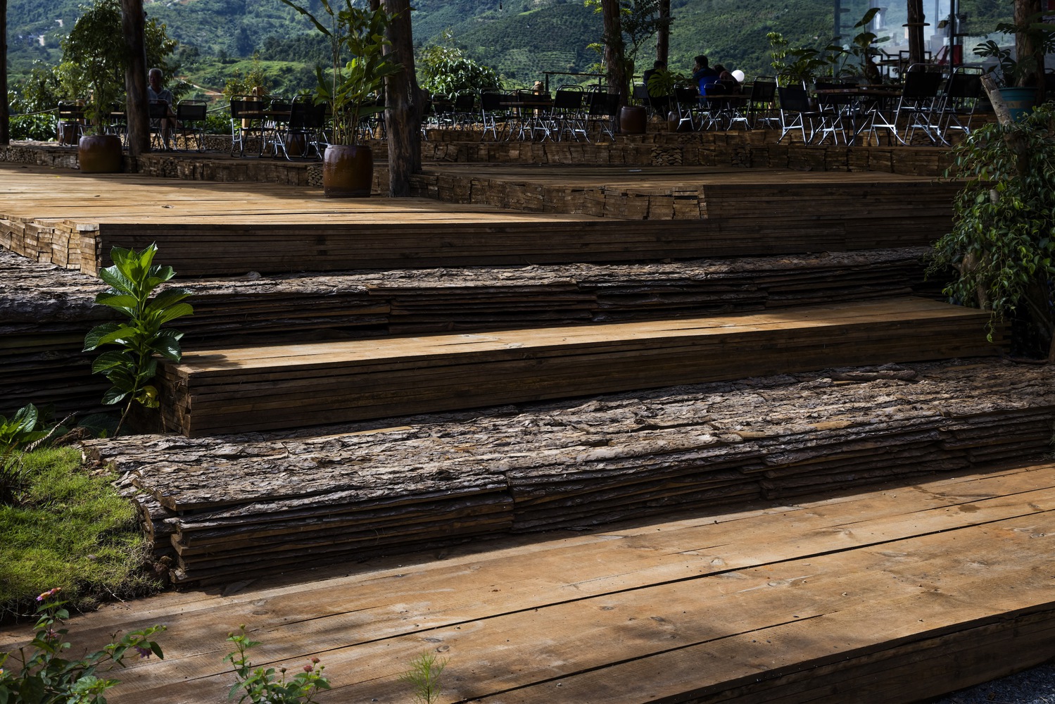 融入自然的宁静咖啡馆丨越南丨The Bloom-43