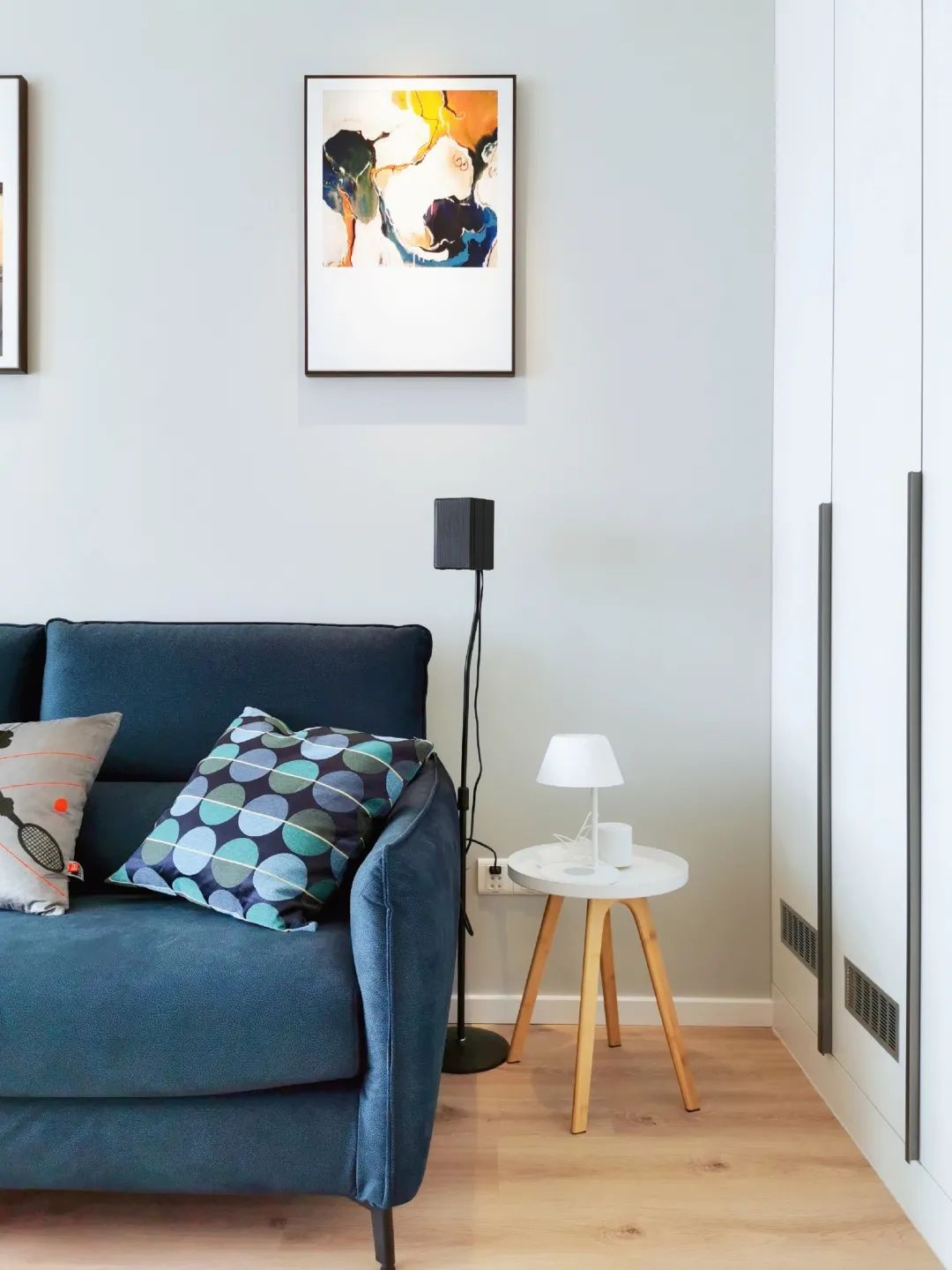 90㎡程序员家居，设备柜、地台、咖啡吧一应俱全-36