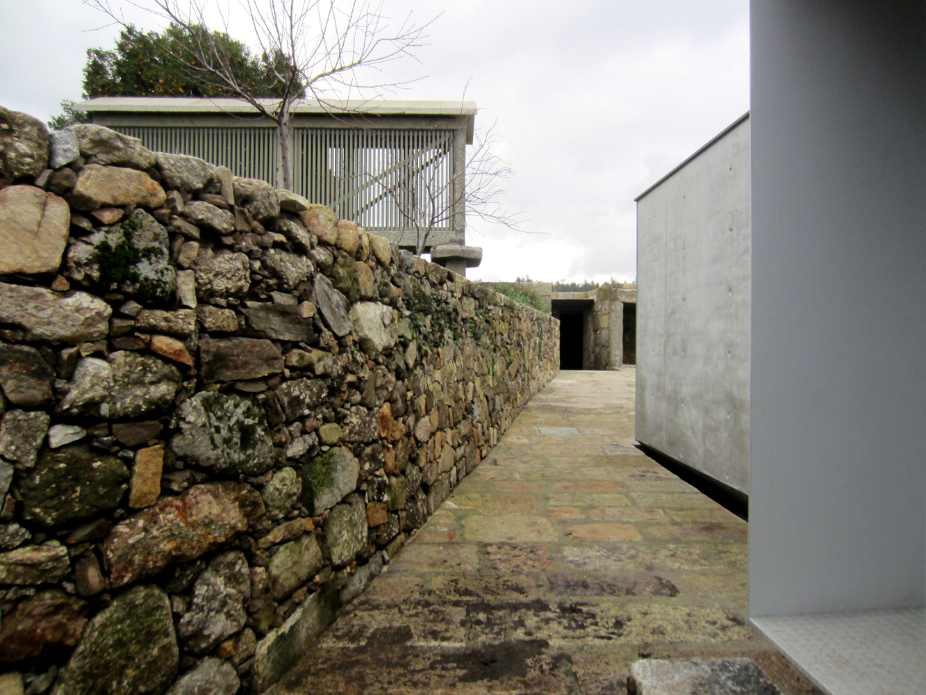 葡萄牙古农场住宅修复与改造-54