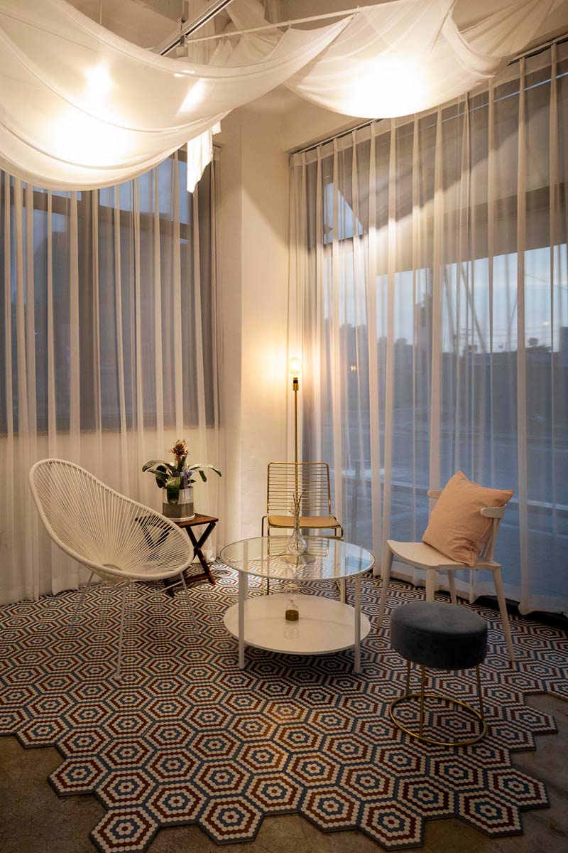 37 平简约咖啡厅，蓝门点睛之笔-20