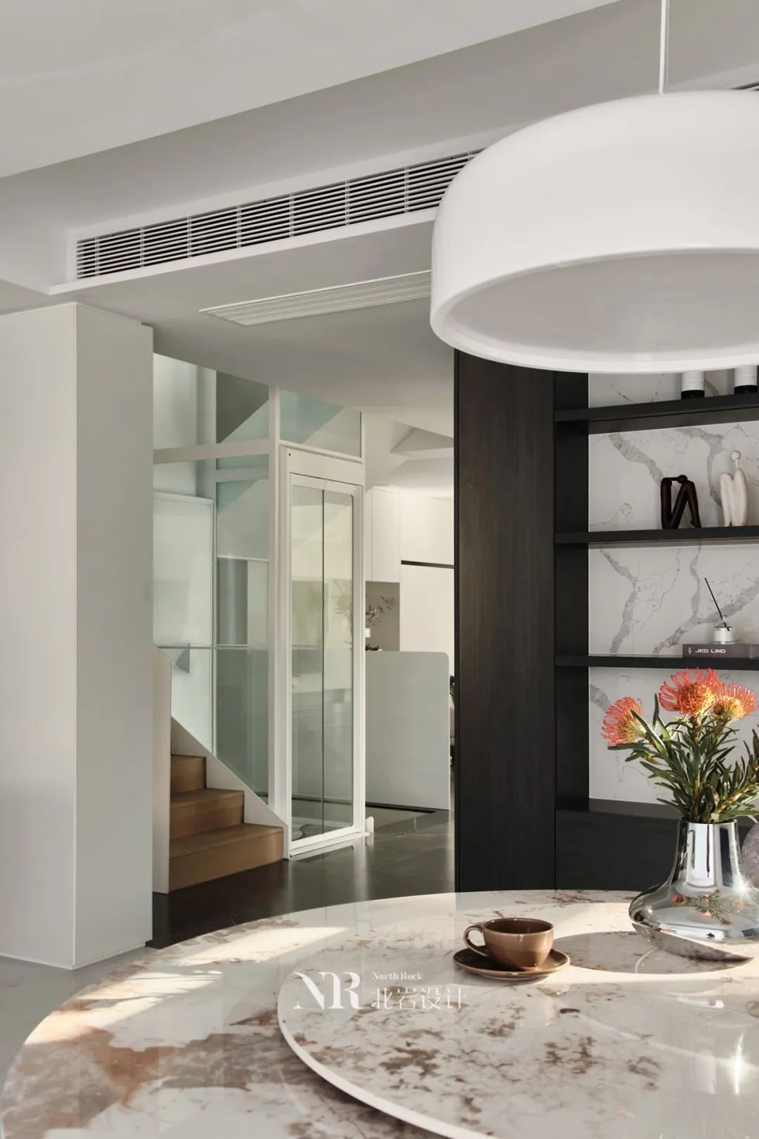 光影里的家 · 通透大宅的舒适设计丨中国南京丨北岩设计-30