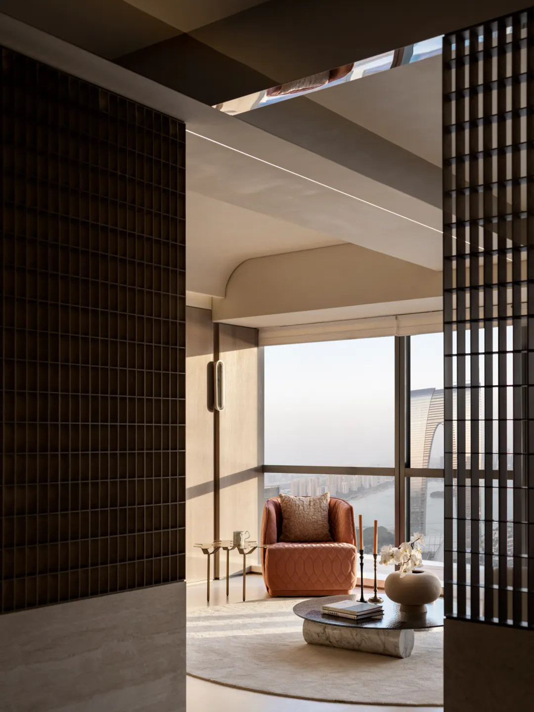 100㎡“静奢风”天际样板间设计，满满的高级感丨唐忠汉-2