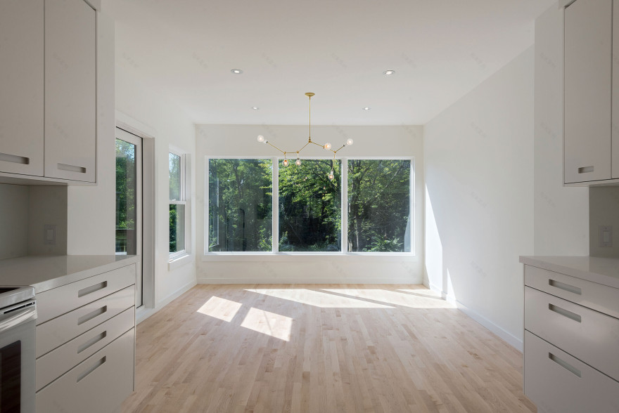 加拿大百年砖房蜕变,融入自然之美-12