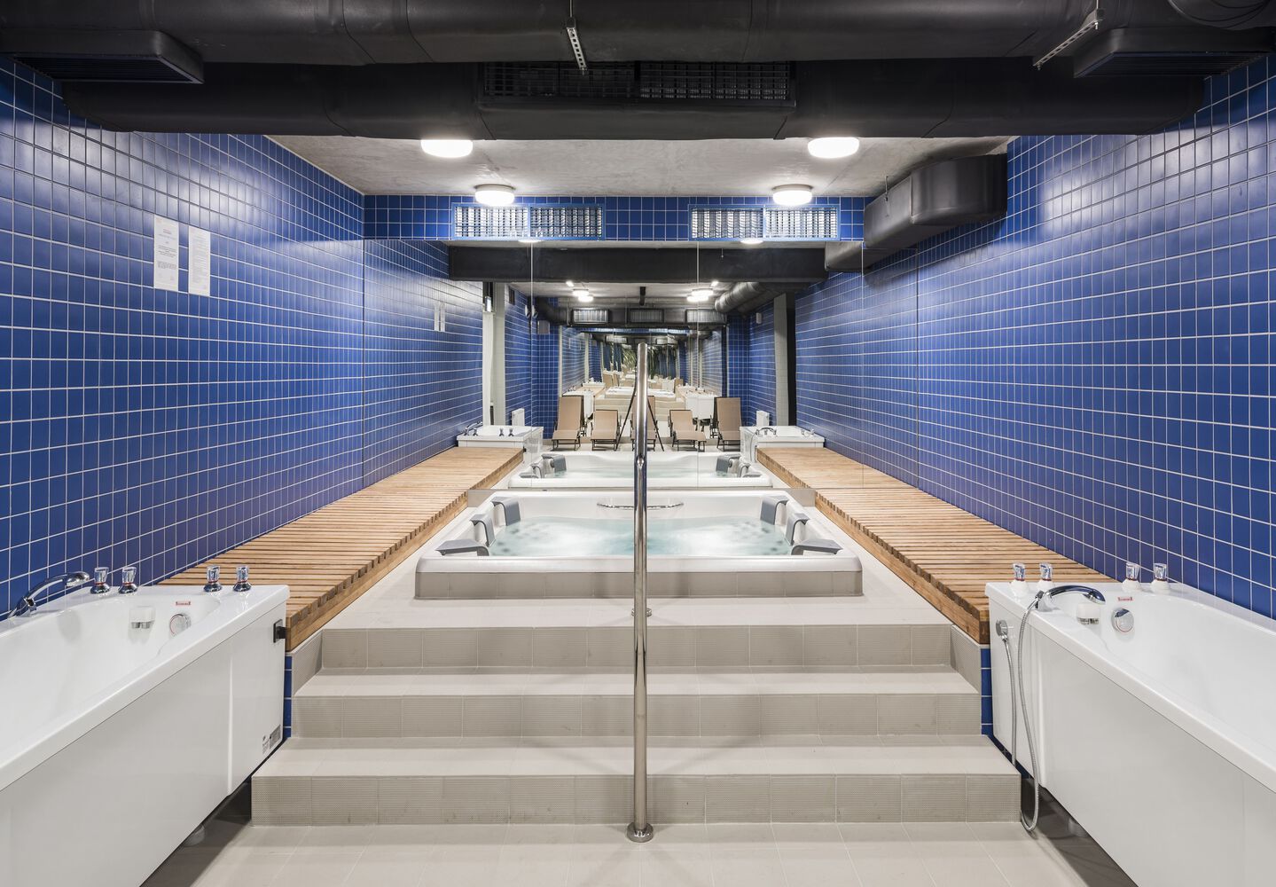 波兰 Zsoms 体育馆丨马尔辛·布拉塔涅茨,朱利乌斯·索科夫斯基-41