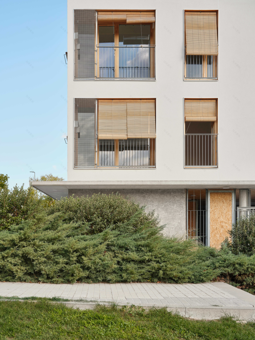 24 AFFORDABLE HOUSING UNITS IN IGUALADA / 4RQ ARQUITECTURA +M ARQUITECTES-30