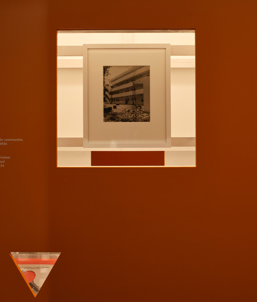 穿越时空的透明迷宫·Beyond Bauhaus 展览设计-18