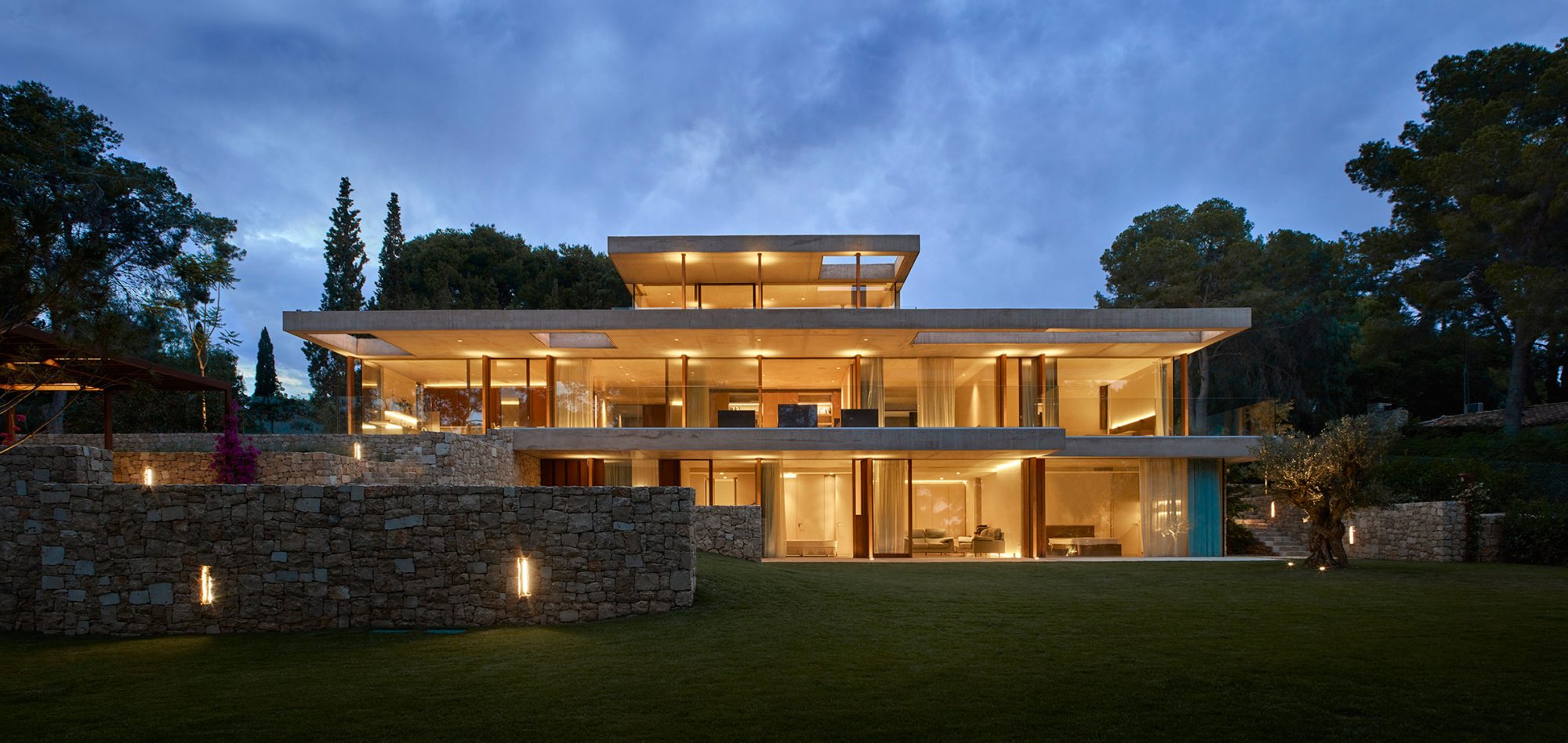 Home in the Pine Forest Ramón Esteve-12