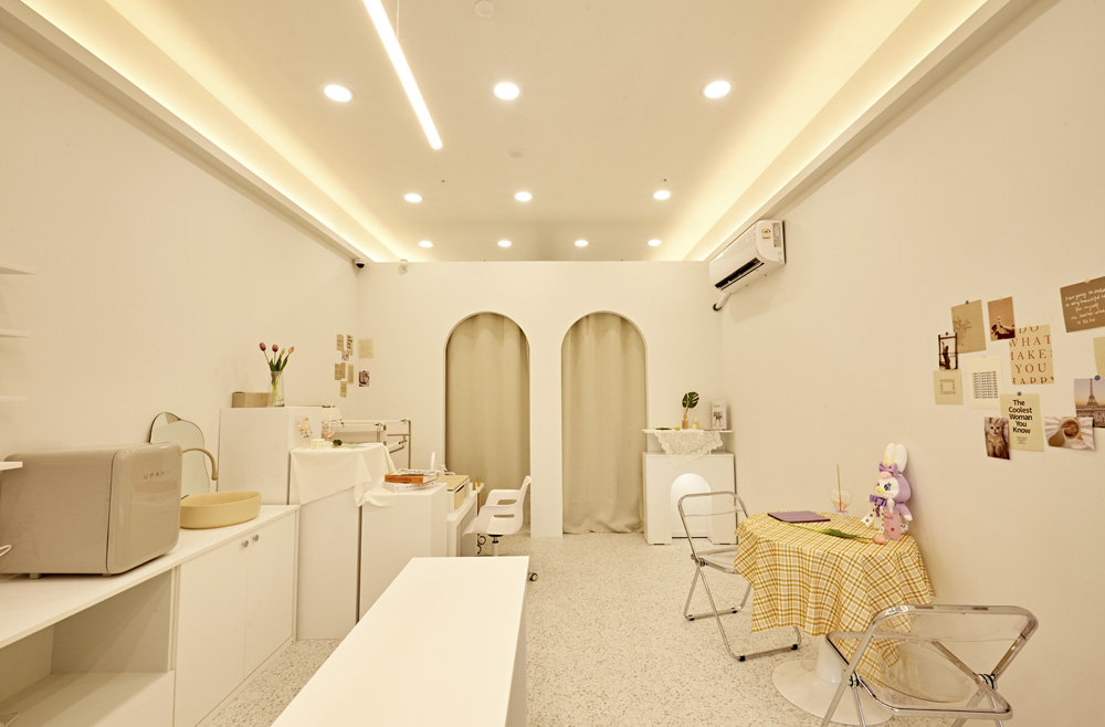 12 平米现代风格四叶草小店设计-5