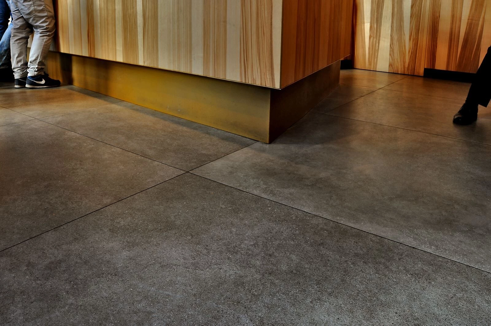 意大利热面包店的动感空间设计丨意大利的里雅斯特-37