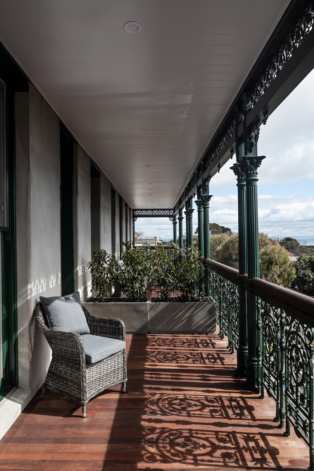 Portarlington Grand Hotel - Techne-9