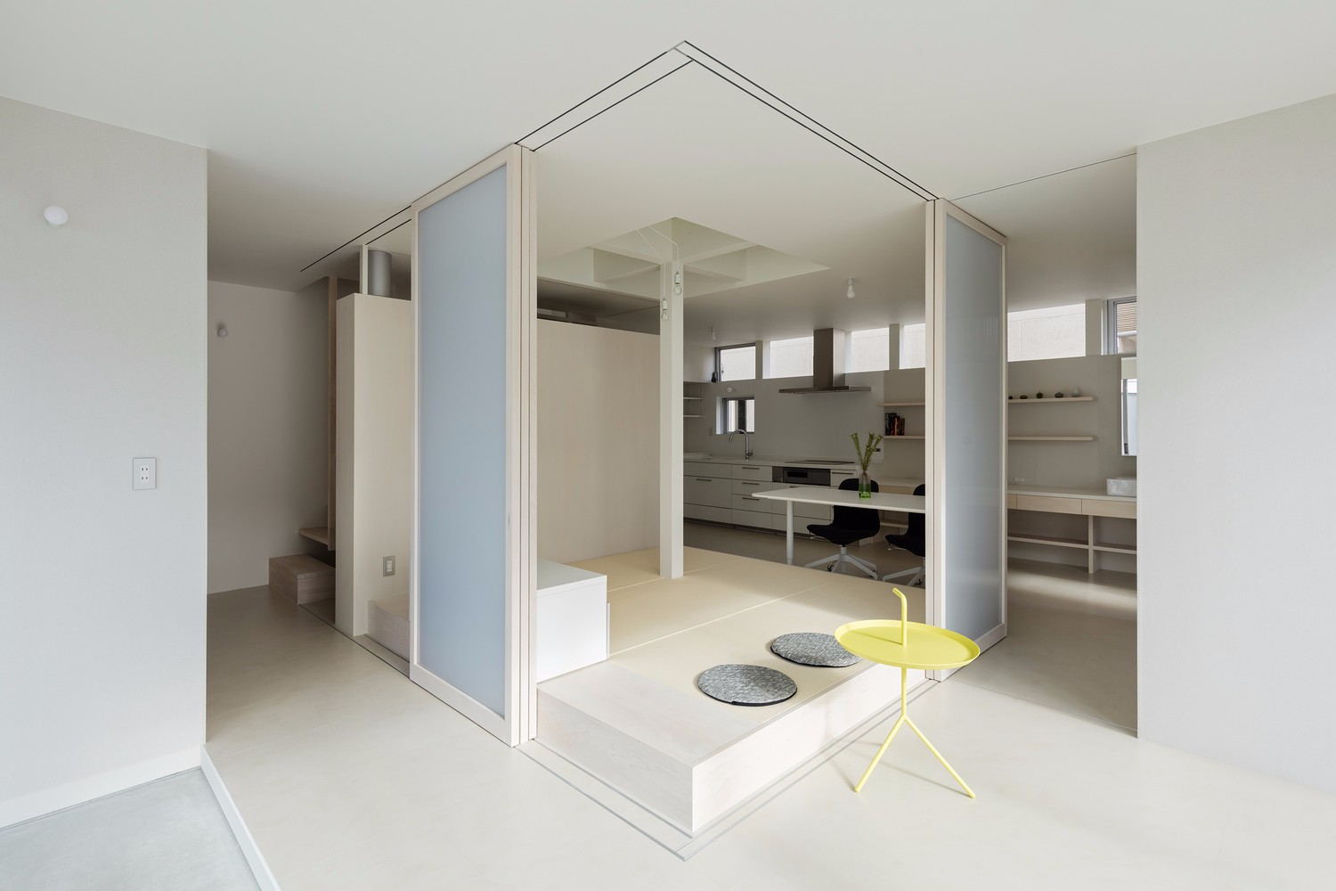 战后遗址上的小别墅生活-11