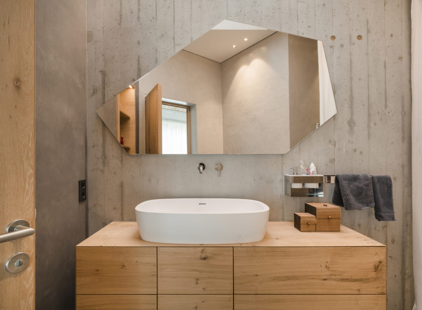 山上之屋(House On The Hill)-22