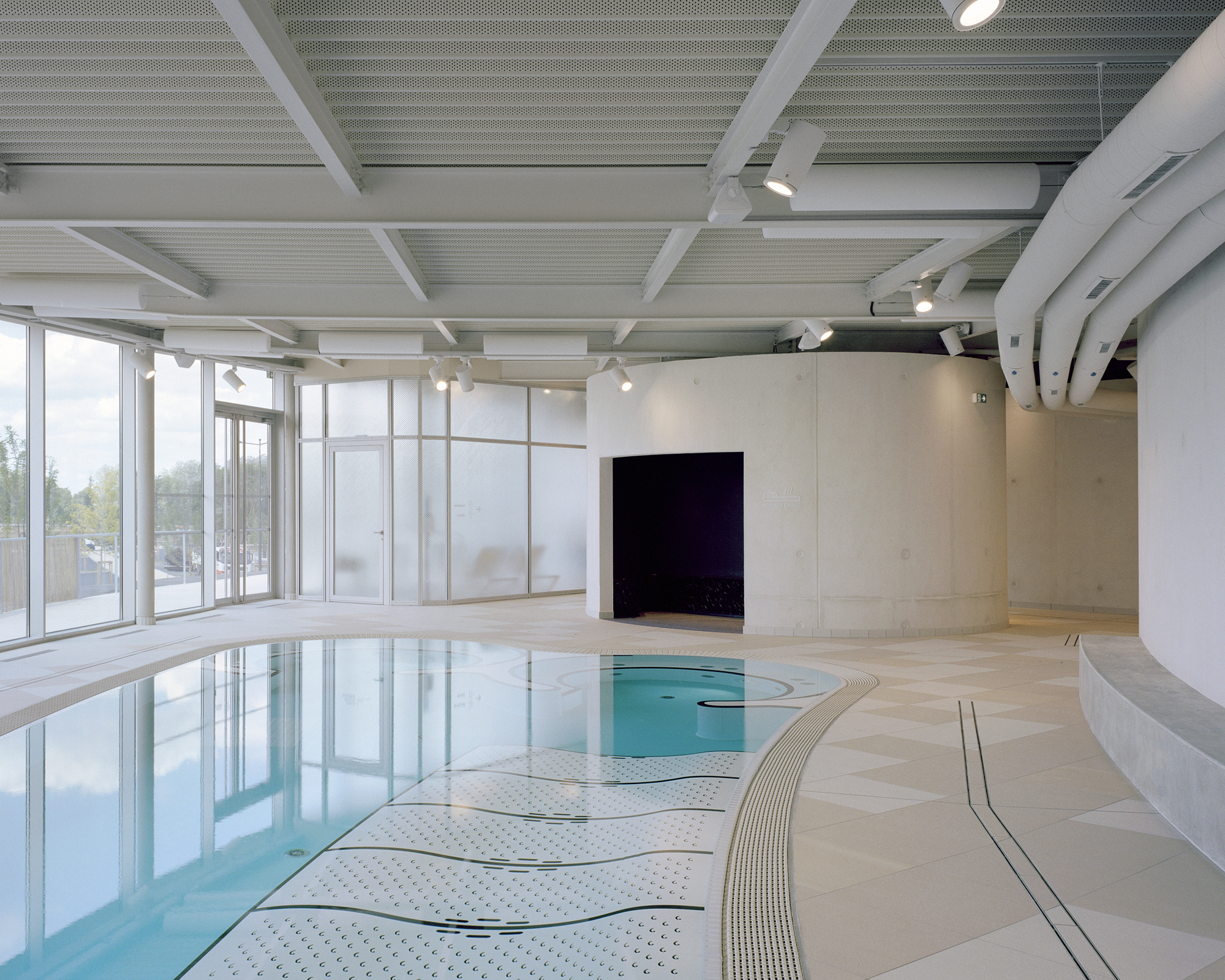 Balsaneo 水上运动中心丨法国丨Mikou Studio-47