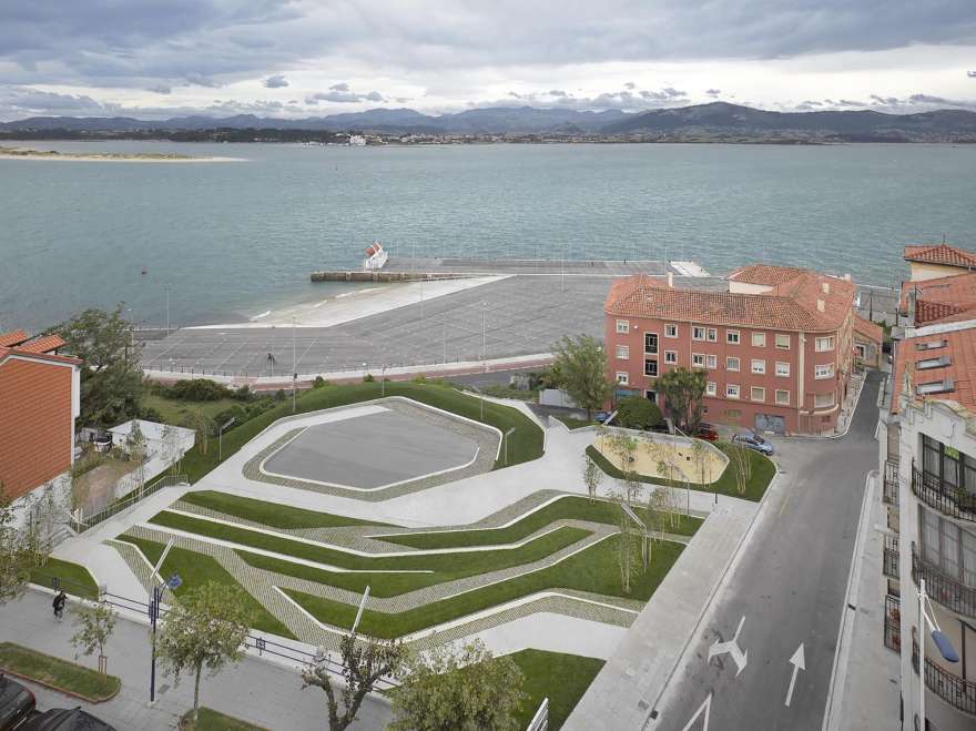 新的圣马丁德拉马尔广场(San Martín de la Mar Square)-3