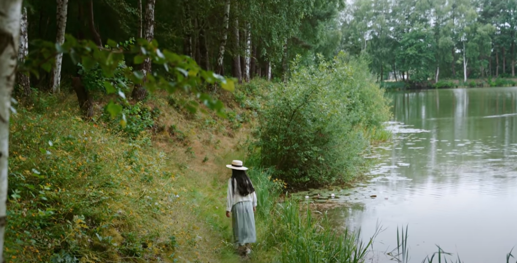 90后妈妈带家人住进森林别墅丨德国丨Thuy Dao和老公T-20