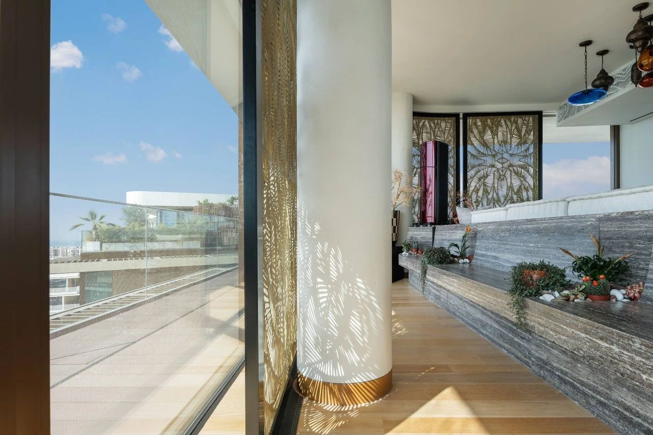 现代美学波西米亚风住宅室内实景图-15