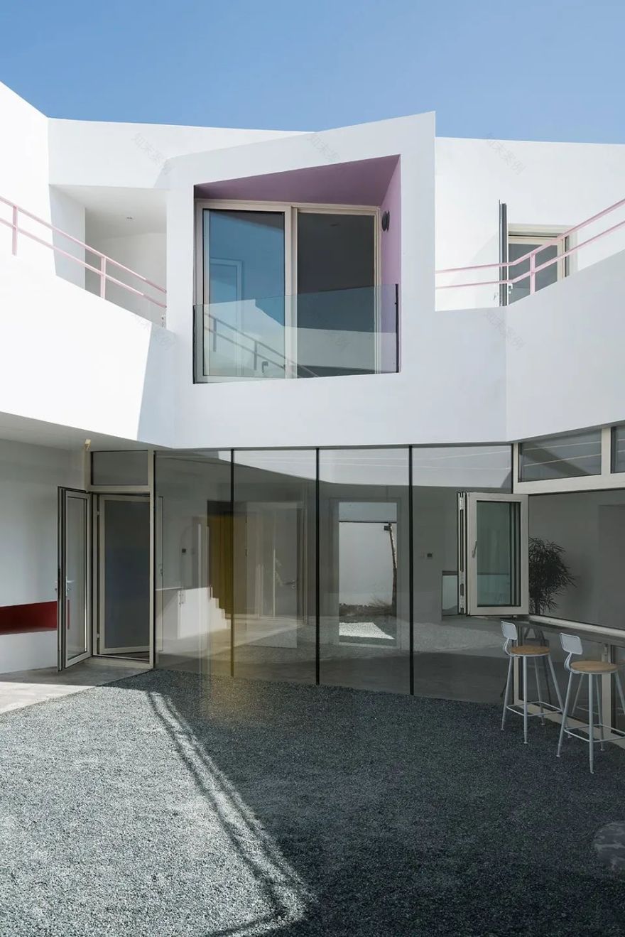 延庆 High 巣民宿 | 废墟中的七色童话世界-32