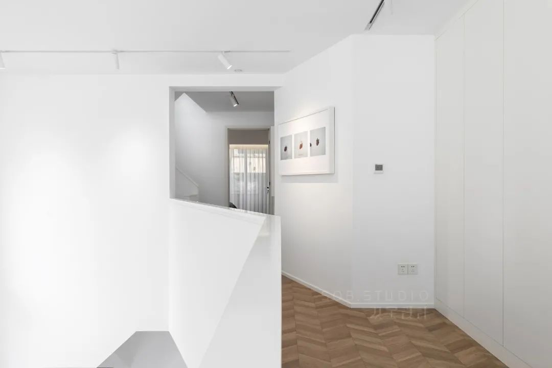 包豪斯极简主义,双宝设计打造 300㎡白色空间-44