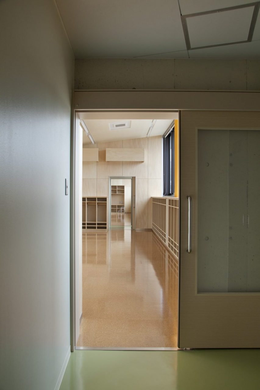 たがわこどもセンター『まいまい』（田川儿童中心“Maimai”）丨日本福冈丨塩塚隆生アトリエ（盐冢隆生工作室）-11