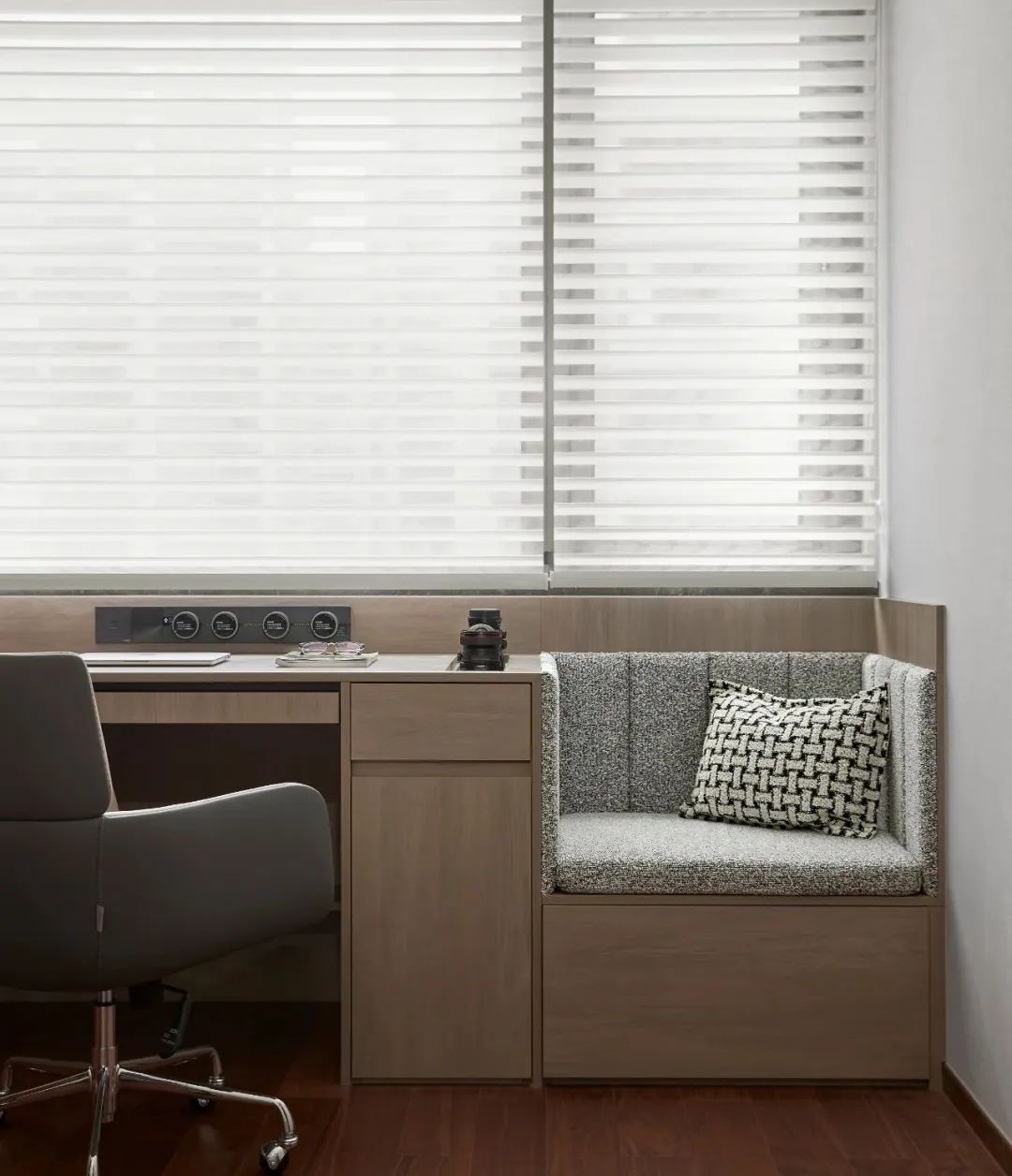 海语天下150平米现代简约风私宅设计丨中国宁波丨泰睿软装-43