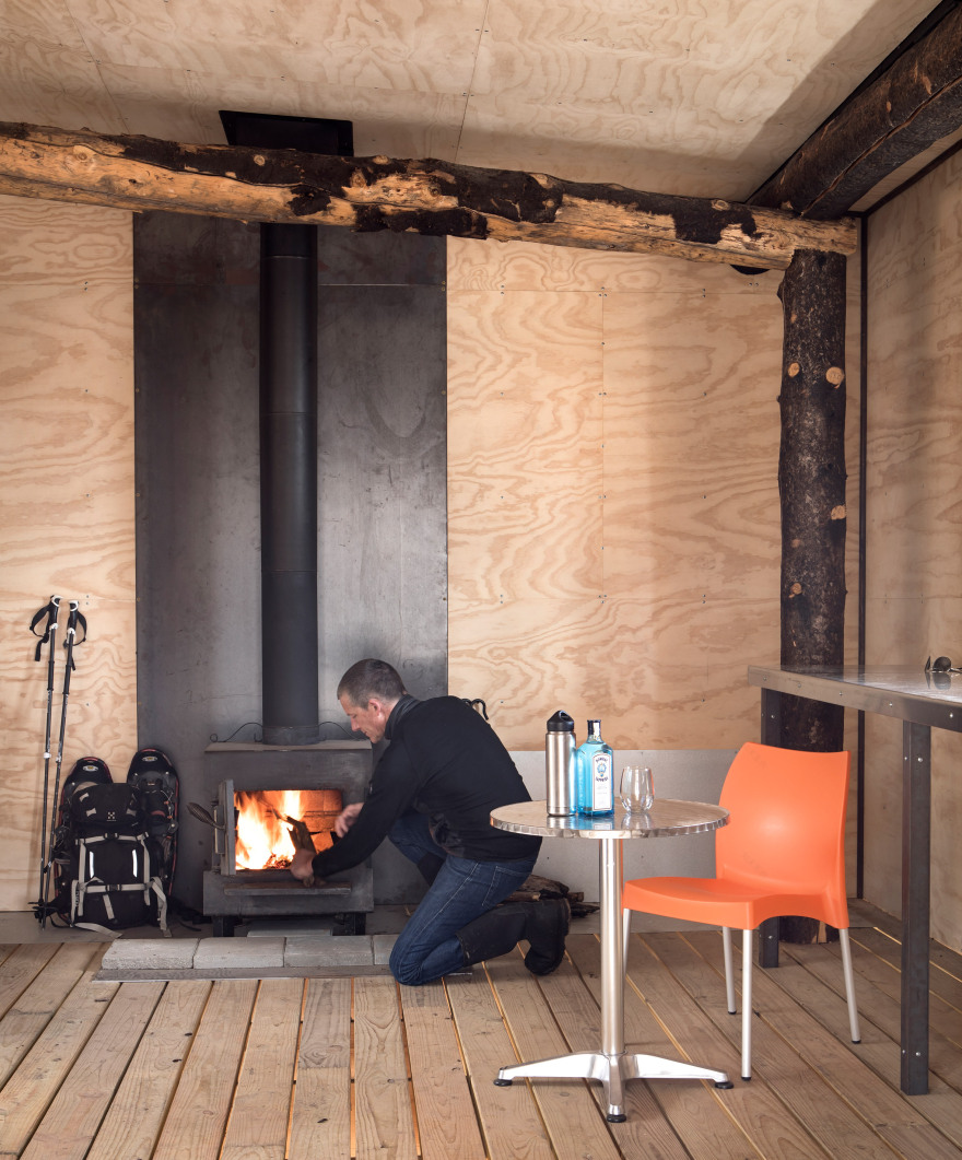 Carney Logan Burke designs cabin for fire-ravaged Wyoming mountainside-10