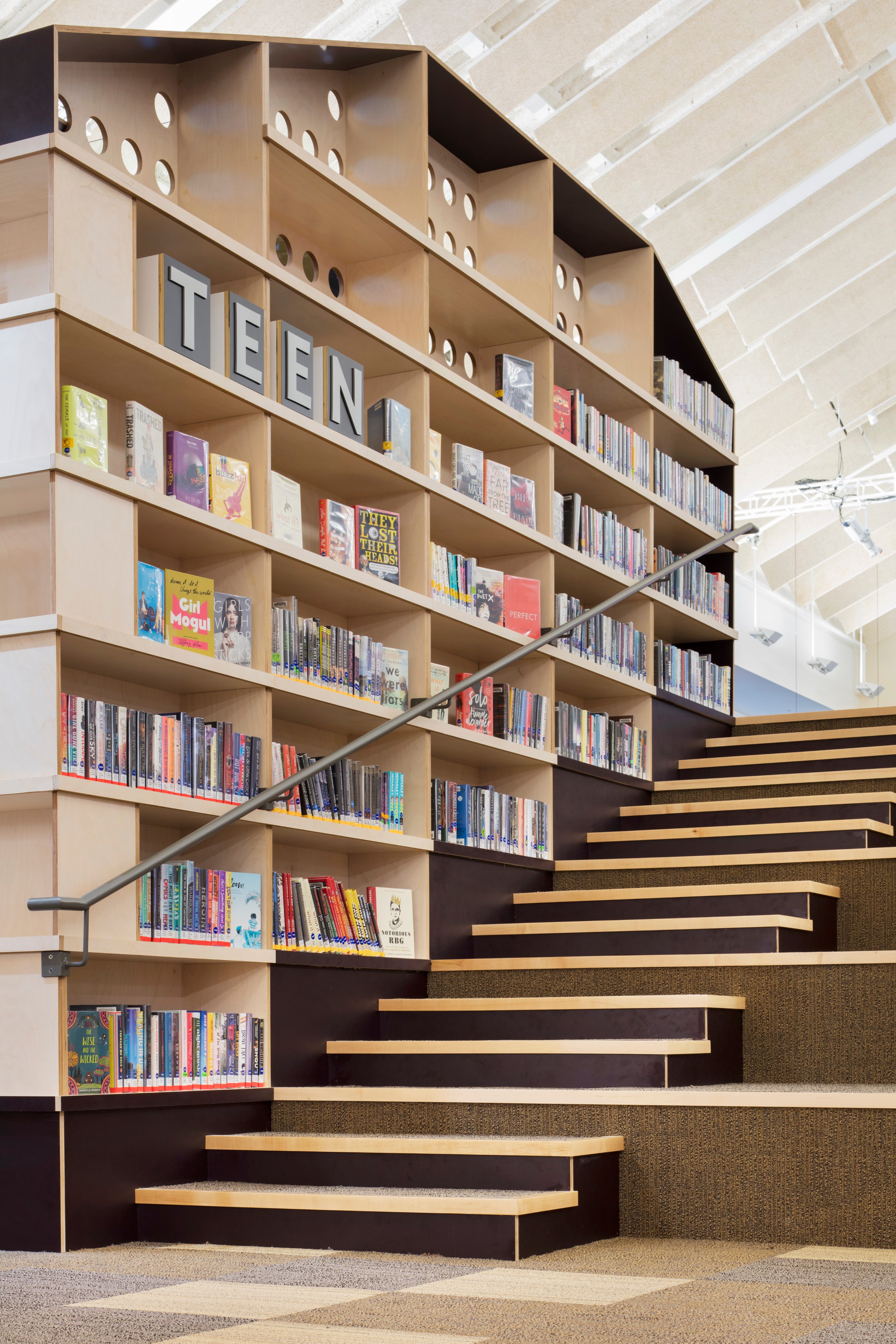 韦斯特波特图书馆-2