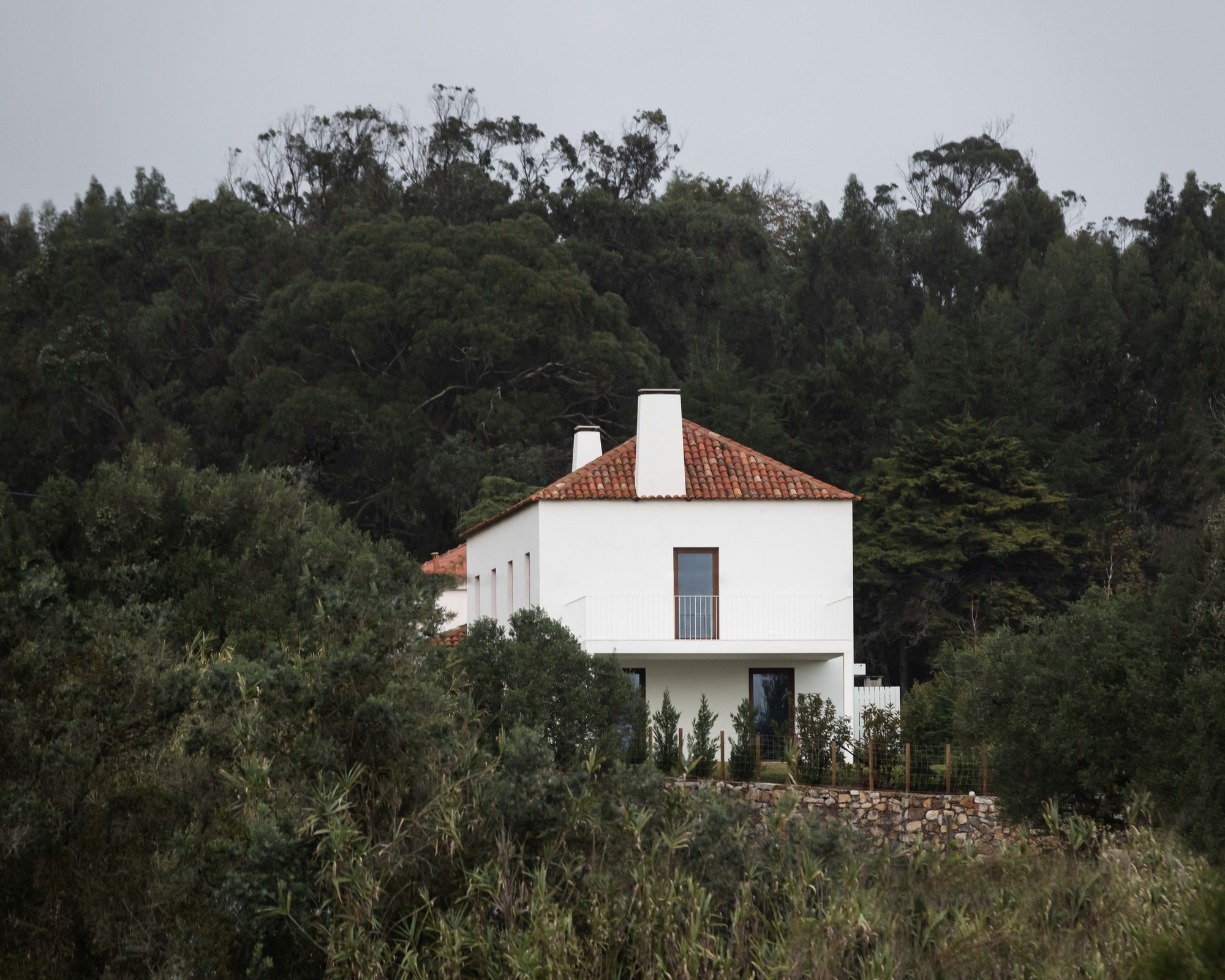 兰霍拉斯的房子丨葡萄牙丨Vasco Lima Mayer-26