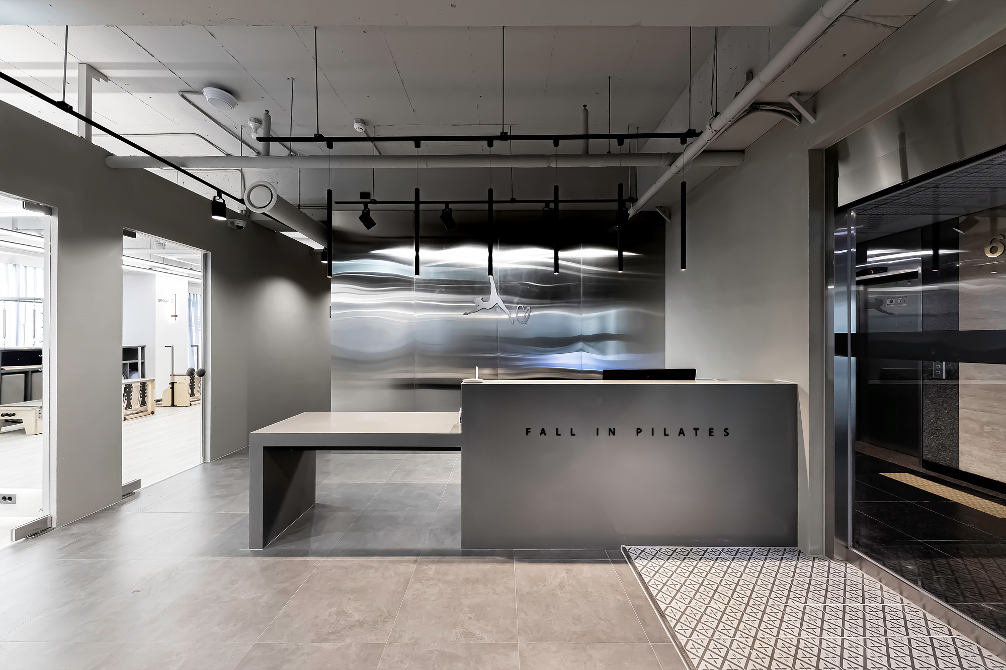 高级灰的 95 平米公寓 | 现代极简风的魅力-5