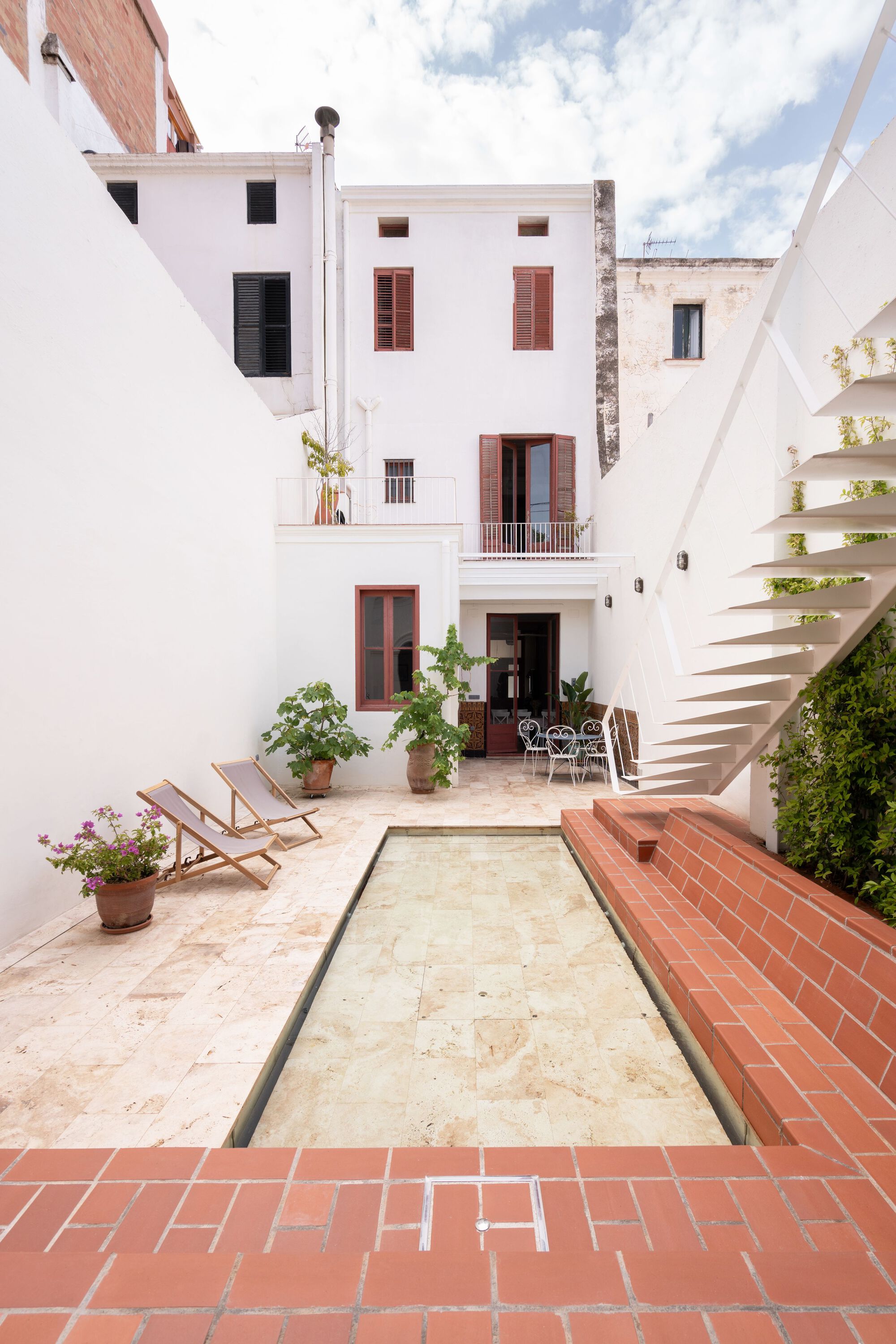 现代主义庭院翻新丨SpainBarcelona-31