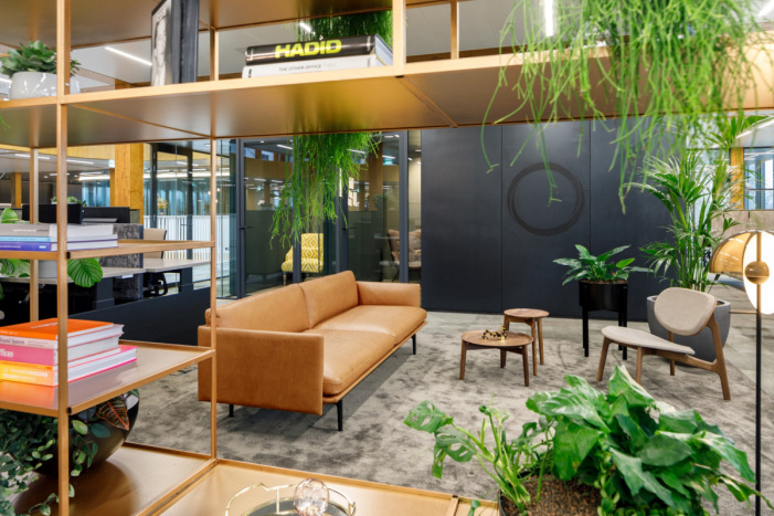 绿色科技未来,荷兰 EDGE Technologies 办公室设计-11