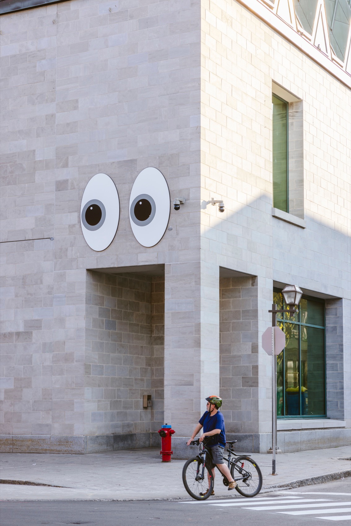 “不寻常的走廊”公共艺术项目(第10届周年纪念)丨加拿大魁北克丨EXMURO公共艺术机构-24