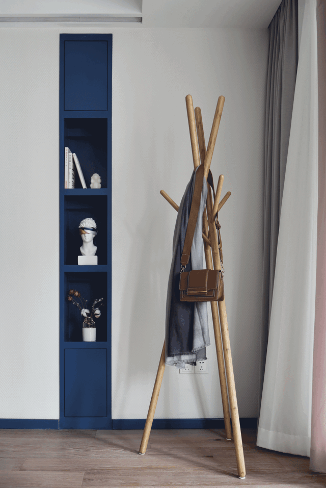 蓝白北欧小屋,小空间大利用-6