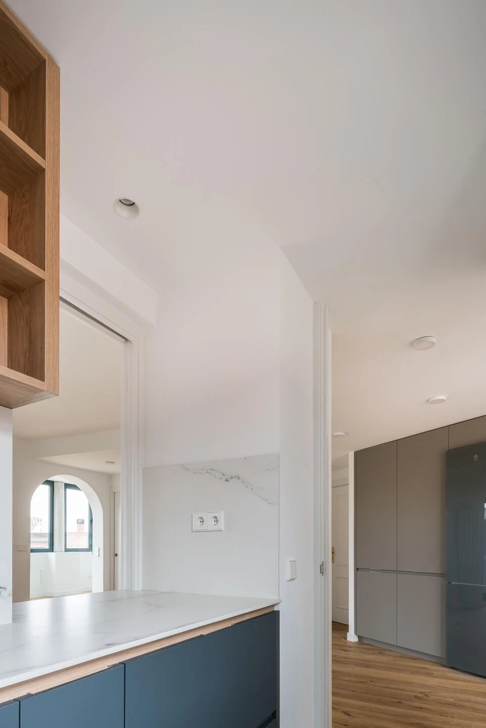 阳光下的双露台公寓丨西班牙马德里丨PuertoyMartín Architects-46