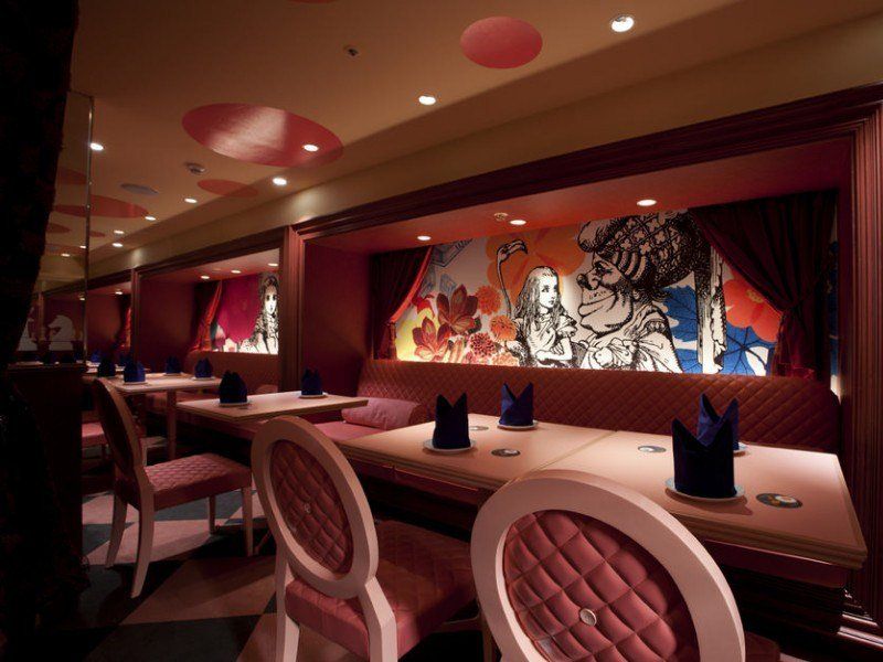 Тематические рестораны Алиса в стране чудес - 40 фото интерьеров-29