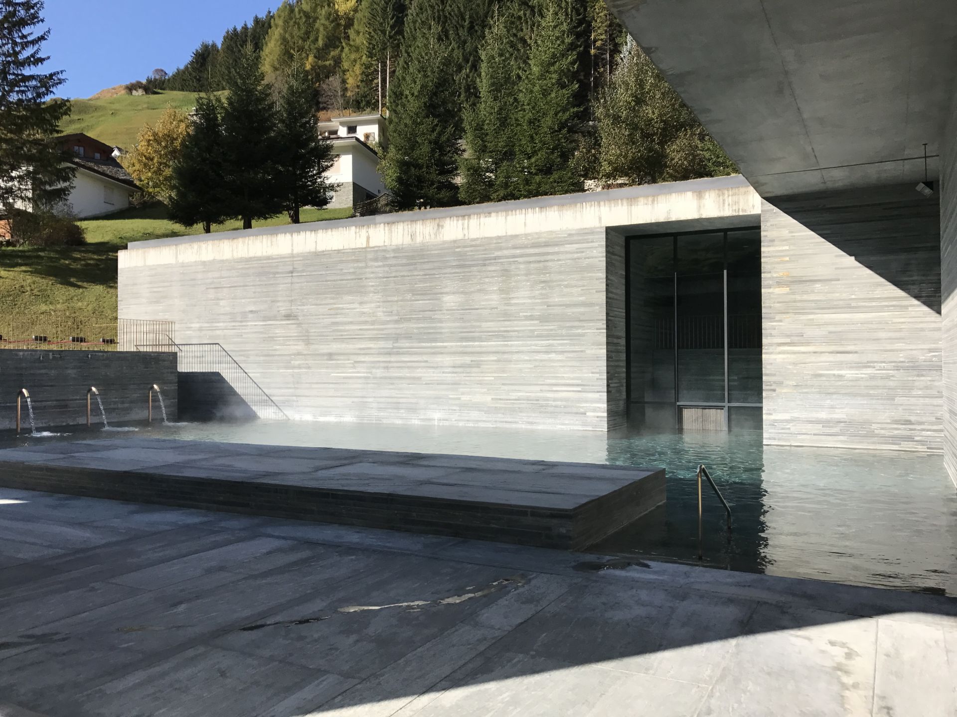 瓦尔施的温泉设施 (Therme Vals),7132酒店丨瑞士丨彼得·卒姆托（Peter Zumthor）-1