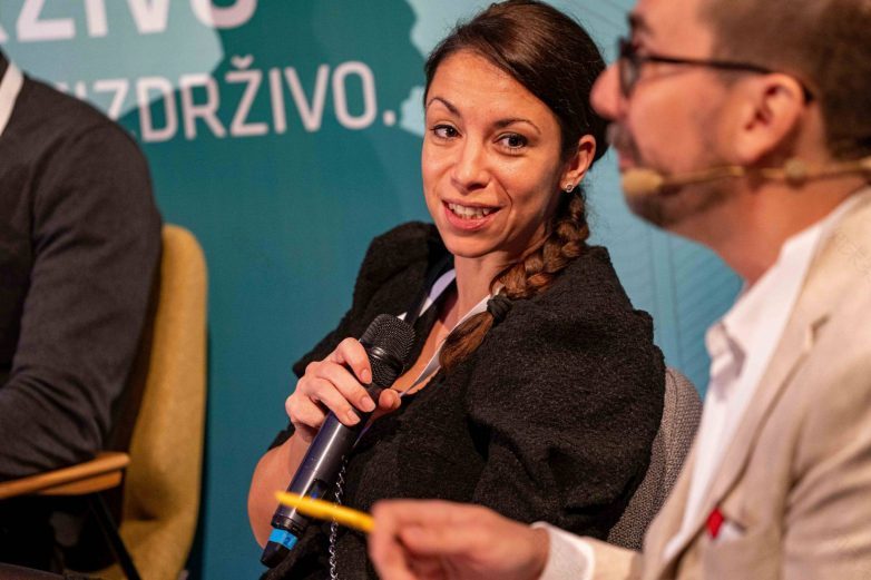 体育和商务中心“伏伊伏丁那”(斯彭斯)重建丨诺维萨德丨诺维萨德技术大学团队-28