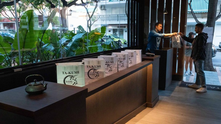 TaKumi 餐厅室内设计丨Paco Lago 等-3