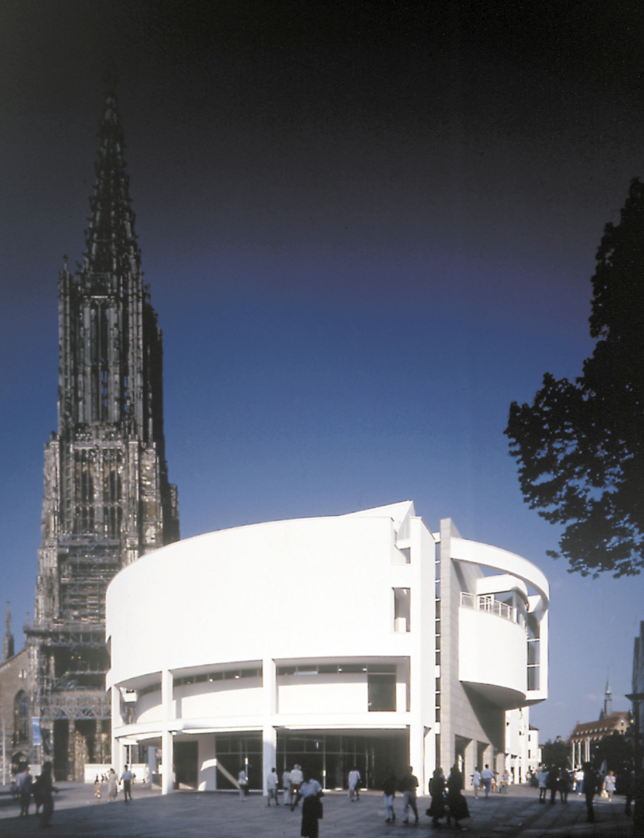 Ulm Stadhaus Exhibition - Assembly Building Richard Meier-2